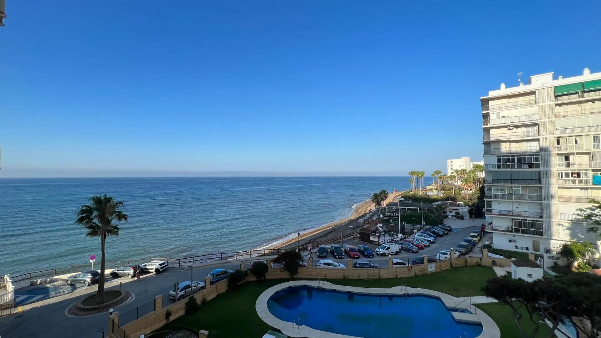 Ribera Playa Alhamar Apartment Sitio de Calahonda